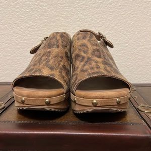 Boutique by Corky’s Westbrook Distressed Leopard size 8 wedges. EUC